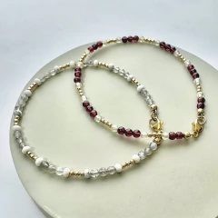Pulsera combinada con labradorita y howlita - hecho a mano - comprar online