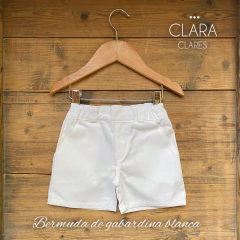 Bermuda blanca de gabardina
