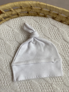 GORRITO BLANCO - comprar online