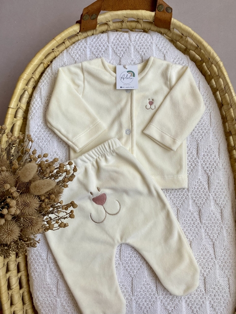 CONJUNTO PLUSH NATURAL/BORDADO ROSA VIEJO - comprar online