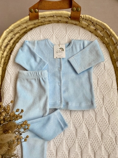 CONJUNTO PLUSH/CELESTE