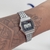 Relógio Casio Mini Fundo Preto - comprar online