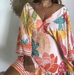 Vestido curto, manga morcego… - Bella Flor - - Maria Mariá Moda e Acessórios