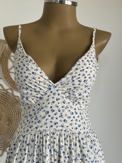 Imagem do Vestido longo com alças reguláveis- fundo offwhite