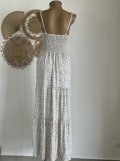 Vestido longo com alças reguláveis- fundo offwhite - loja online