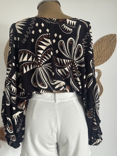 Blusa manga longa -Coleção Raizes da Amazônia - loja online