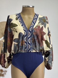 Body Pompom manga longa - Boho fashion - comprar online