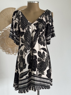 Imagem do Vestido curto com mangas