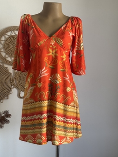 Vestido curto com mangas - Coleção Brilho do Sol - Maria Mariá Moda e Acessórios