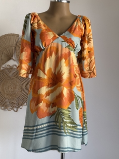 Imagem do Vestido curto com mangas - Flores bordadas