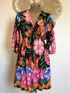 Vestido curto com mangas- floral - comprar online