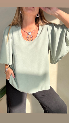 Blusa Bella en internet