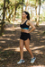 Short Running Mountain Do Preto Feminino na internet