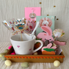 Desayuno de Pascua Rosa con huevo de pascua - comprar online