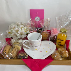 Desayuno cumple Corazon - Sorpresas Ricas - Desayunos a Domicilio