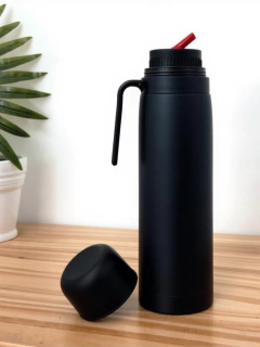 Termo MEDIA MANIJA total black 1 litro