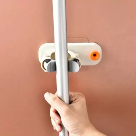 SUPORTE PARA VASSOURA