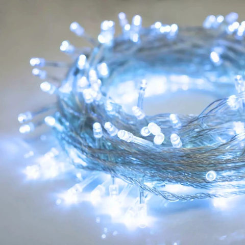 PISCA FIO RETO COM 100 LEDS BRANCO 8 FUNÇÕES 7,5 M