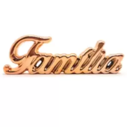 ENFEITE DE PORCELANA FAMILIA