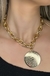 Colar Choker Corrente Feminino com Pingente Medalha Redondo Oração Pai Nosso Folheado a Ouro 18k Dourado