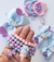 Kit Infantil Laço Lacinho de Cabelo Para Meninas + Conjunto Mix 5 Pulseira miçangas Coloridas Personagens Disney Presente na internet