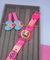 Kit Relógio Digital Pisca Toca Musica Princesas Disney + Presilha de Cabelo Infantil Bico de Pato Hair Clip Presente - comprar online