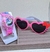 Kit Relógio infantil Digital Princesas Pisca Led Toca Mucica + Óculos de Sol Gatinho Formato de Coração Hello Kitty Presente - comprar online