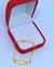 Imagem do Kit Pulseira Corrente Bêbe Infantil Menina/Menino Placa Plaquinha + Brincos Bêbes Antialérgico + Estojo Caixinha Veludo