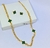Kit Colar e Brincos Flor Trevo Verde Esmeralda Conjunto Par de Brinco Antialérgico Corrente Elo Português Folheado Ouro Blogueira Moda