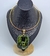 Colar Choker aro liso Rígido folheado ouro com Pingente pedra Madripérola retangular detalhe vazado Luxo Festa Tendência 2025