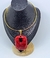 Colar Choker aro liso Rígido folheado ouro com Pingente pedra Madripérola retangular detalhe vazado Luxo Festa Tendência 2025 - comprar online