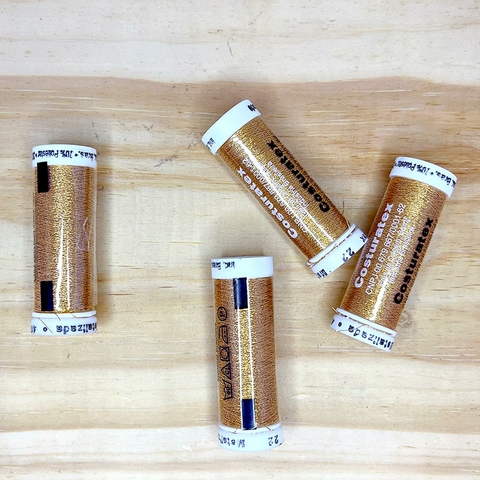 Retrós de Linha Metalizada Costuratex