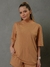 BLUSA BALANCE MOLETINHO CARAMELO - comprar online