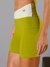 SHORT VIBE VERDE MATCHA na internet