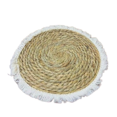 Individuales o centro de mesa de mimbre con flecos - comprar online