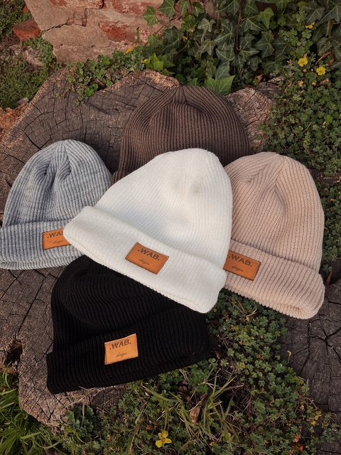 GORRO ROCKY TOSTADO