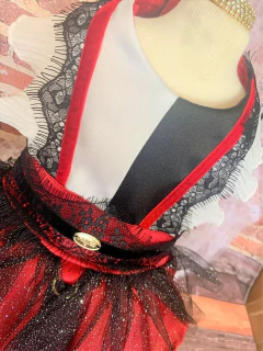 Vestido Halloween Miss Devil para cachorro e gato na internet
