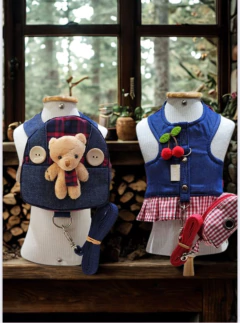 Peitoral Cereja com Porta Cata Caca para cachorro na internet