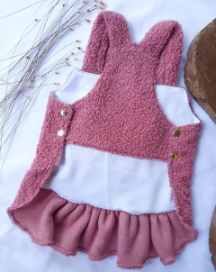 Salopete de Inverno com Ursinho Rosê para cachorro e gato - comprar online