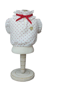 Blusa Cropped Love Off Corações Vermelho para cachorro e gato na internet