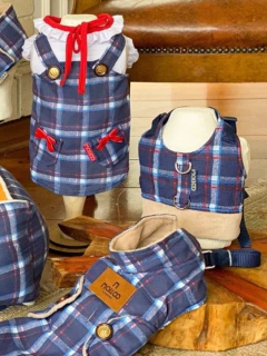 Peitoral Xadrez Azul Malloo para cachorro e gato - TAM M na internet