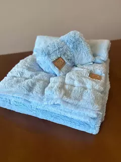 Manta Térmica e Antialérgica Azul Bebê para cachorro e gato - Estilo de Vida Pet