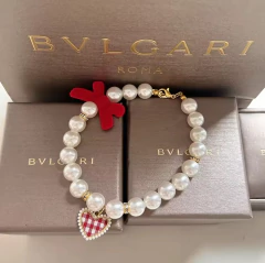 Gargantilha em Pérolas Laço para cachorro e gato na internet