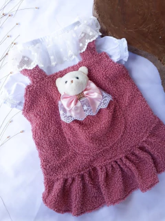 Salopete de Inverno com Ursinho Rosê para cachorro e gato na internet