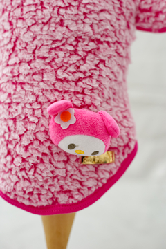 Casaco Pelúcia Teddy Rosa Hello Kitty para cachorro e gato - Estilo de Vida Pet