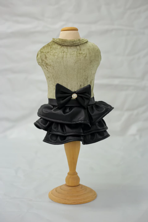 Vestido Verde Mini Saia Couro para cachorro e gato