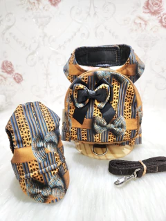 Peitoral Mochila Oncinha Grife para cachorro e gato - loja online