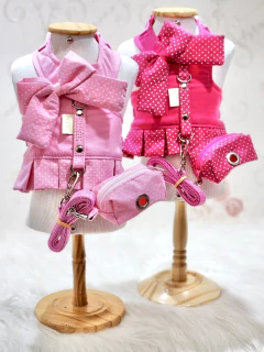 Peitoral Poá Pink com Porta Cata Caca para cachorro - comprar online