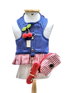 Peitoral Cereja com Porta Cata Caca para cachorro