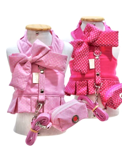 Peitoral Poá Pink com Porta Cata Caca para cachorro na internet